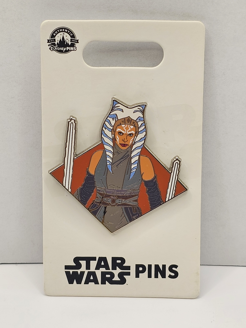 Disney Star Wars Ahsoka Tano Light Saber Pin, NEW